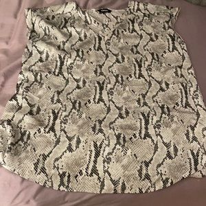 Express snakeskin short sleeve top